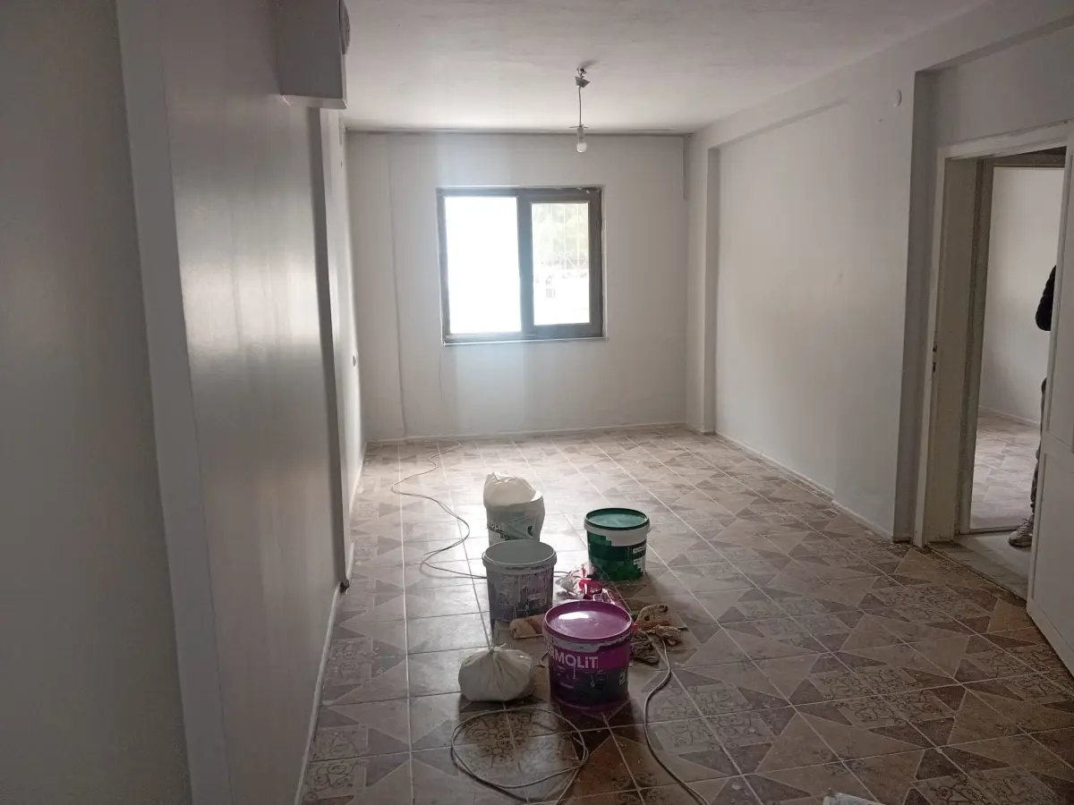 ACİL SATILIK DAİRE TURGUTLU / EGE UMUT CİVARI - Fotoğraf 3