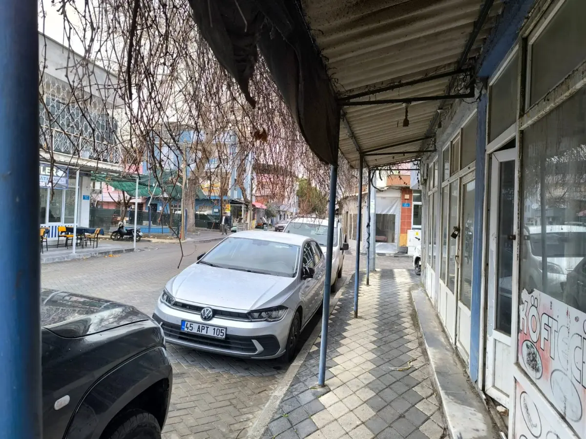 TURGUTLU / İSTASYON MAHALLESİ CADDE ÜZERİ - Fotoğraf 5
