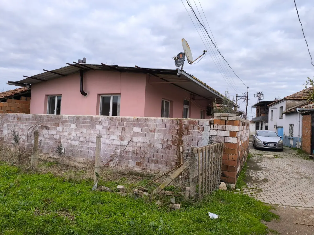 SIFIR 3+1 KÖY EVİ – URGANLI / TURGUT - Fotoğraf 1