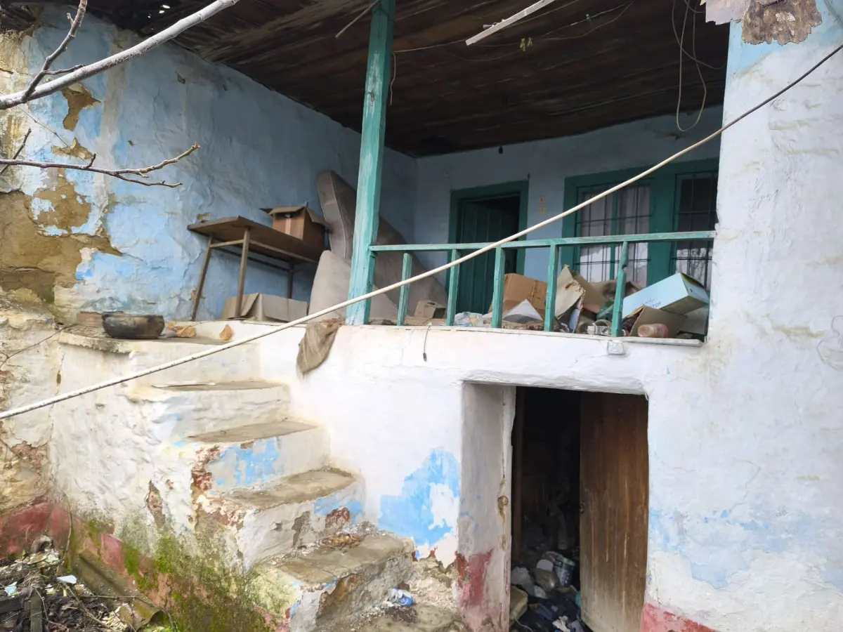 TURGUTLU DERBENT – KÖYÜN İÇİNDE 180 M² ARSA – - Fotoğraf 7